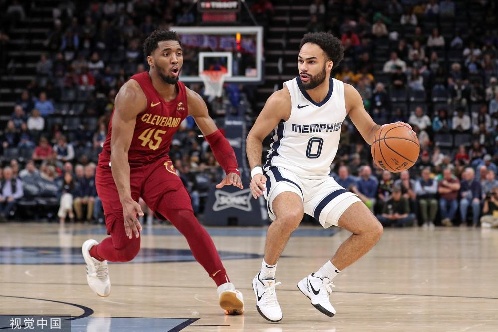 引发了球迷 引发了球迷